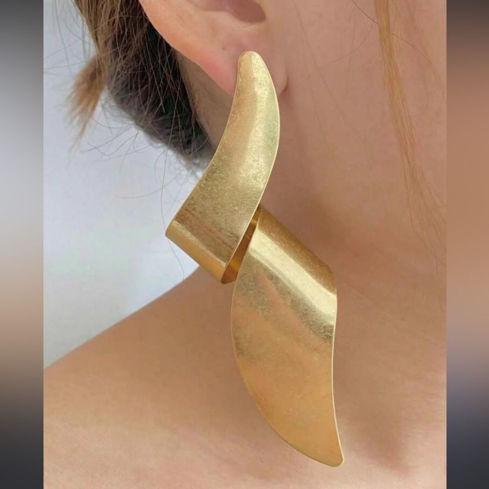 Anthropologie Matte Gold Sculptural Wave Drop Earrings